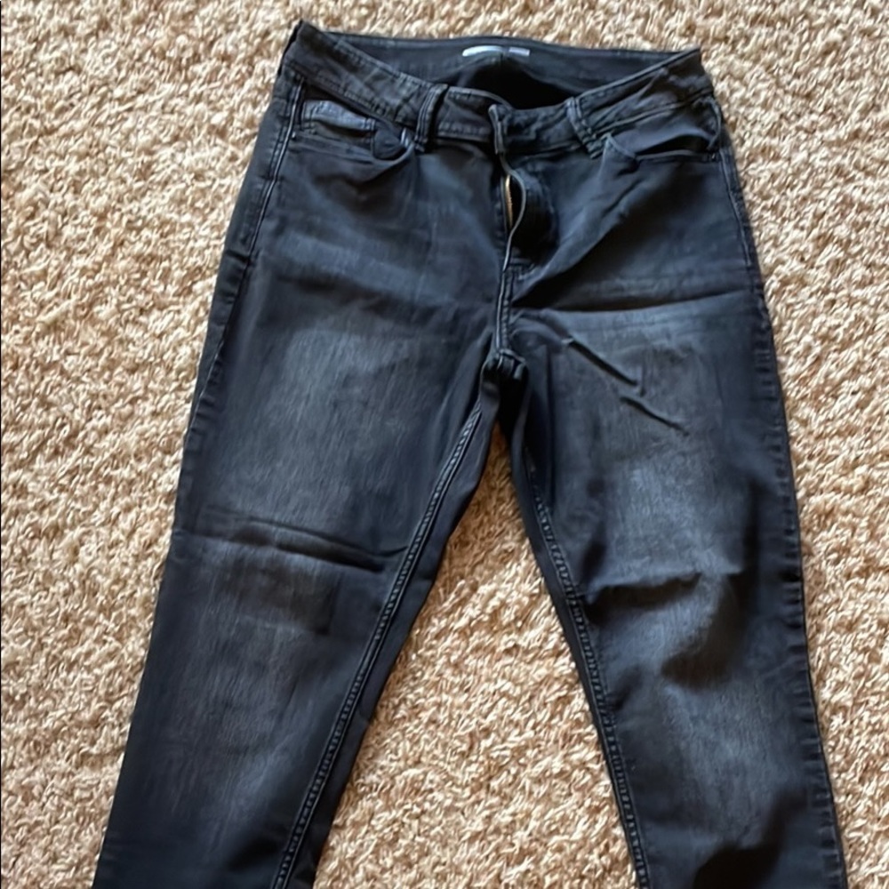 Black Old Navy Rockstar Skinny Jeans